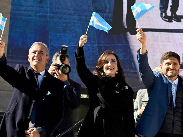 Al final, Victoria Villarruel se sentará con los funcionarios de Santa Fe mientras hable Milei en el acto del Día de la Bandera
