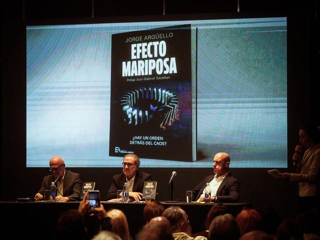 Preguntas inquietantes y angustiantes sobre el caos global en la presentación del nuevo libro de Jorge Argüello: “Efecto Mariposa”