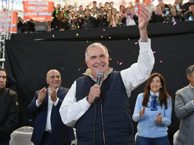 Un gobernador peronista respaldó las reformas que impulsa el Gobierno: “No nos podemos oponer a que se actualicen las leyes laborales”