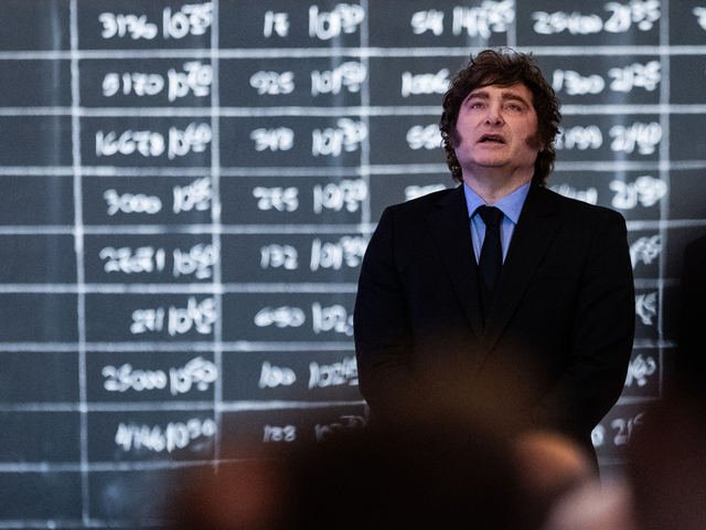“Quienes se oponen son los enemigos del progreso”: Javier Milei se quejó tras la postergación en el Senado del proyecto de propiedad privada