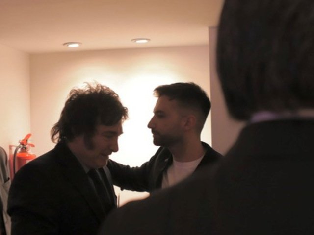 Novelli planeaba otro megaevento cripto con Milei días después de lanzar $LIBRA, exportar su marca a Paraguay y Europa y sumar a Adorni de speaker