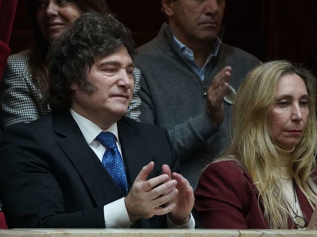 Cómo es la Ley de Lobby que impulsa Milei y que toma como referencia el modelo de Estados Unidos