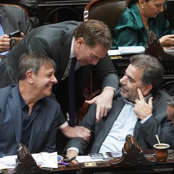 La UCR y el PRO negocian volver a juntarse: le sacarían el tercer lugar en Diputados a los gobernadores