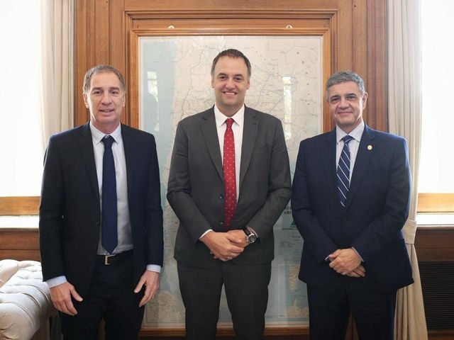 Jorge Macri se reunió con Santilli y Adorni para reclamar por la coparticipación de la Ciudad: “Queremos que se incluya en el Presupuesto”