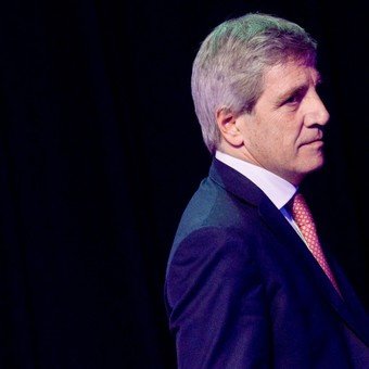 Las certezas que le piden a Luis Caputo y la intransigencia de Javier Milei frente a los pedidos de cambios