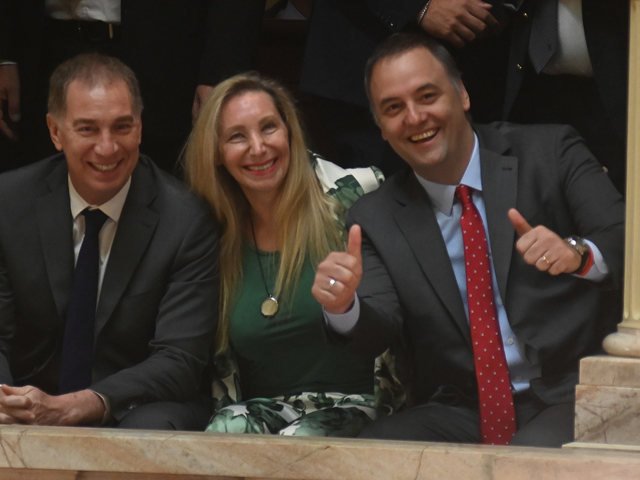 Con la reforma laboral como prioridad, el oficialismo define su estrategia para extraordinarias