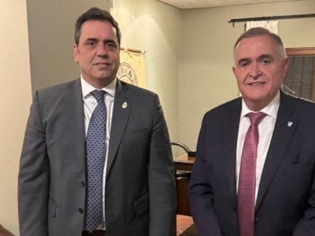 En medio del drama por las inundaciones en Tucumán, el gobernador Osvaldo Jaldo y el libertario Lisandro Catalán se cruzaron en las redes