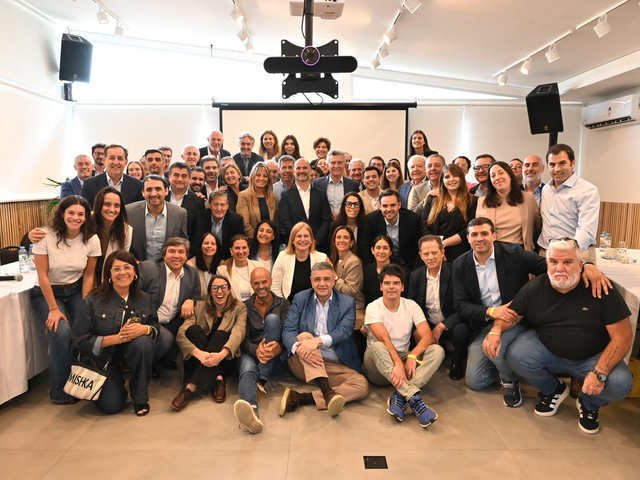 Señal de Macri a la interna con el Gobierno: juntó a toda la tropa del PRO para frenar la fuga de dirigentes a La Libertad Avanza