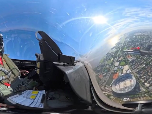 El vuelo de un F-16 desde adentro: así se ve desde la cabina de los nuevos aviones de combate al pasar por el cielo de Buenos Aires