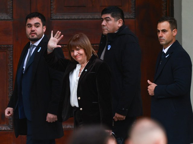 Karina Milei impidió que Patricia Bullrich entre al Cabildo y calienta la interna