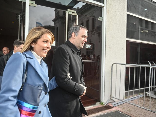 El futuro judicial de Adorni: números que “no cierran”, dólares “sin justificación” y una intimación que no podrá evitar