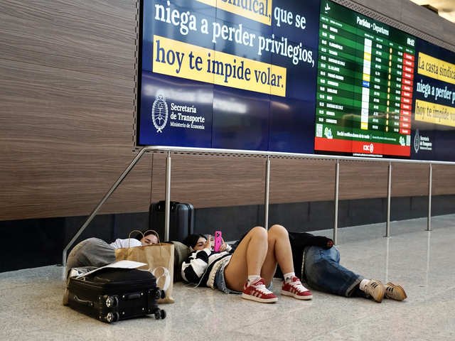 Un paro anunciado por estatales puede afectar durante una semana a más 27 aeropuertos de todo el país
