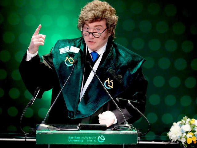 Sospechas, parálisis y pedidos para que Javier Milei se decida a hacer cambios urgentes en su Gobierno