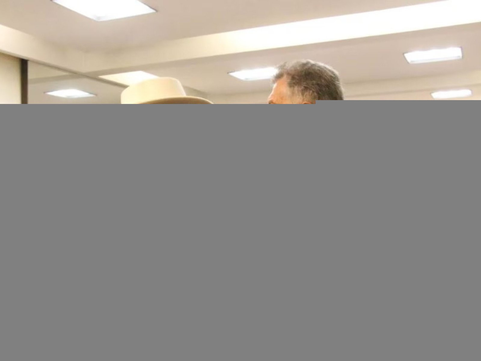 El pogo de Mauricio Macri en el casamiento de su sobrino con Emily Lucius