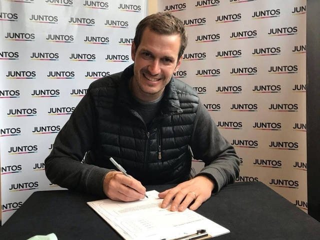 Insólito: un diputado compró un rifle en Mercado Libre y se lo llevaron al Congreso