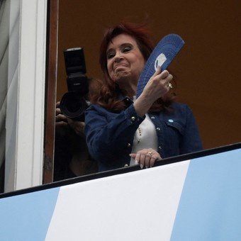 Cristina Kirchner se sumó a las críticas contra la boleta única y llamó a votar al peronismo: "Es Milei y el ajuste permanente o Argentina, nuestra casa común"