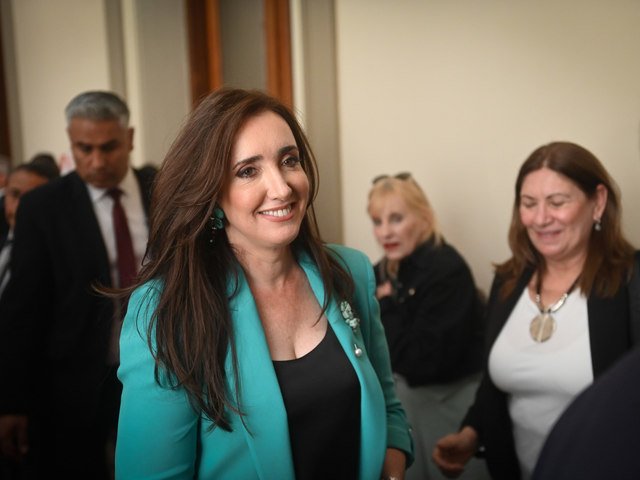 Villarruel marca diferencia con el Gobierno, se reúne con parlamentarios y pide por Malvinas