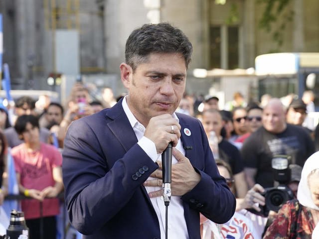 Kicillof logró finalmente que le aprueben el endeudamiento: qué cargos y fondos tuvo que ceder a La Cámpora y a otros sectores