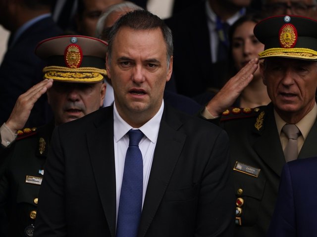“Si Milei recupera las Malvinas, tampoco lo puede capitalizar porque Adorni hoy es el centro de todo”: la particular analogía del biógrafo del Presidente