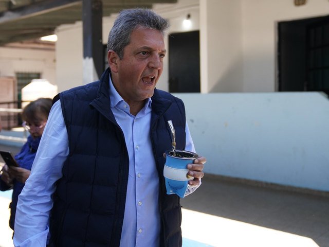 Massa declarará como testigo en el juicio de “Sueños Compartidos” contra los Schoklender y De Vido