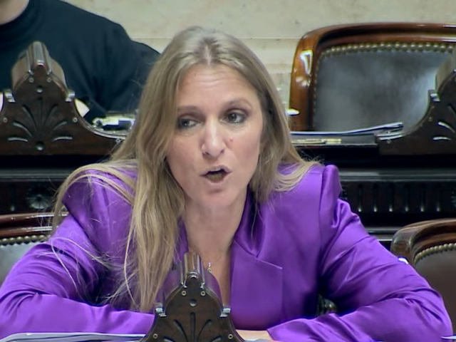 El bloque libertario pidió la expulsión de la diputada kirchnerista Florencia Carignano