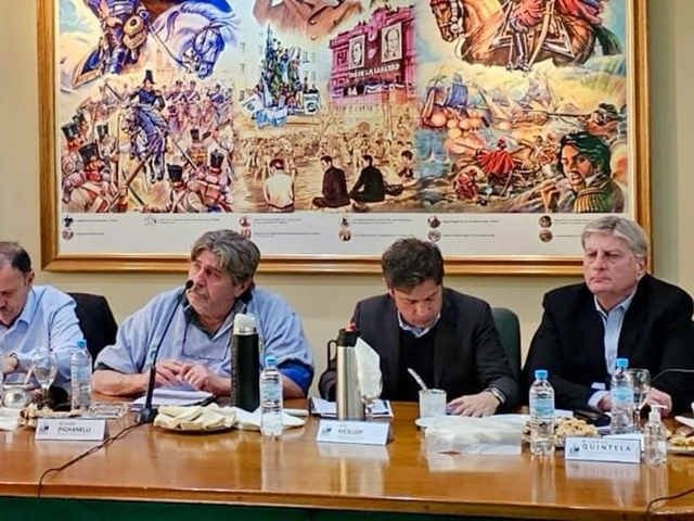 Tras quedarse con la presidencia del PJ bonaerense, Kicillof buscará avanzar con el grupo de gobernadores más duros con Milei