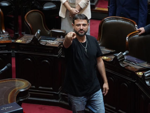 Los cuestionables gestos de Juan Grabois durante la jura de los nuevos diputados