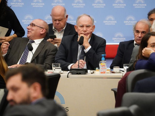 Ley de Glaciares: el oficialismo consiguió dictamen y Diputados sesiona este miércoles para convertirla en ley