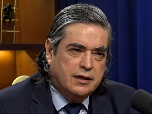 Jaime Bayly: “Me molesta que Milei sea tan adulón de Trump”