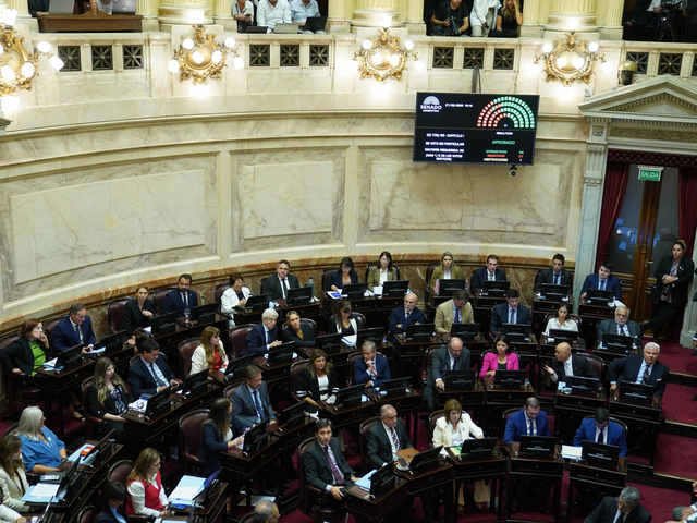Polémica en el Senado: hijos, hermanos, sobrinos y amigos integran la lista de asesores de los legisladores