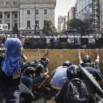 Reforma laboral: todas las fotos de la marcha en su contra y el tratamiento de la ley en el Senado