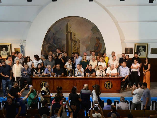 La CGT confirmó el paro de 24 horas para cuando traten la reforma laboral en Diputados, y habló de FATE: “Es parte del fracaso de este programa económico”