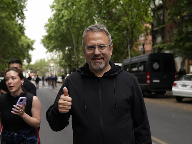 Movida del Gobierno: Diego Valenzuela juró como senador, pero pidió licencia y ahora suena como jefe de Migraciones