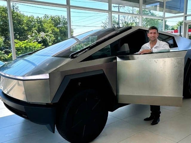 “Para los radikukas de Jujuy”: el posteo del diputado que se apareció en el Congreso con un Tesla Cybertruck