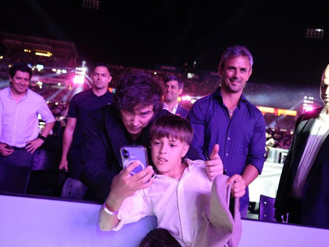 Milei le toma el gusto a los festivales: adelanta un viaje a Mar del Plata por el “Derecha Fest” y evalúa una vista a la Fiesta Nacional de La Chaya