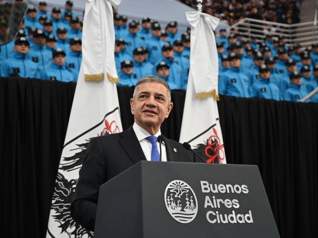 La Ciudad anunció una reducción del 20% de cargos jerárquicos y dice que tiene la menor planta de empleados en una década