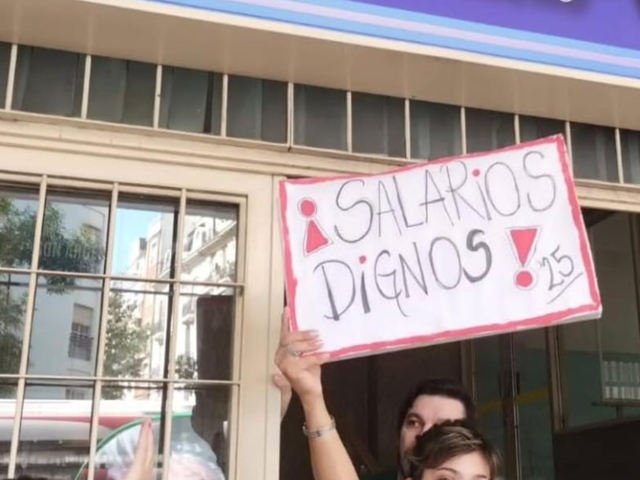 Docentes de las Fuerzas Armadas denuncian que ganan 500 mil pesos