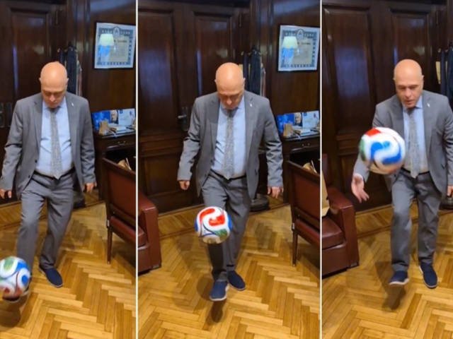 Jueguitos en el despacho: así anunció un senador de LLA el sorteo de una pelota del Mundial 2026