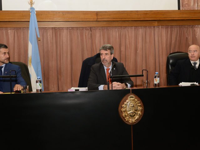 Tiene fecha de veredicto el juicio por la causa del “Fútbol para Todos” en la que están Capitanich y Aníbal Fernández