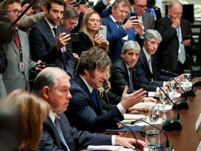 Las interpretaciones del oficialismo sobre el respaldo de Trump a Milei: “No hablaba de las elecciones, sino de filosofía”