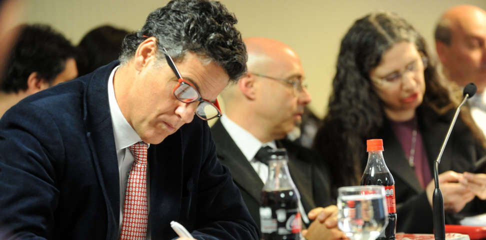 Familiares de víctimas de la AMIA pidieron apartar al fiscal Eduardo Colombo del juicio oral contra Cristina Kirchner por el Pacto con Irán