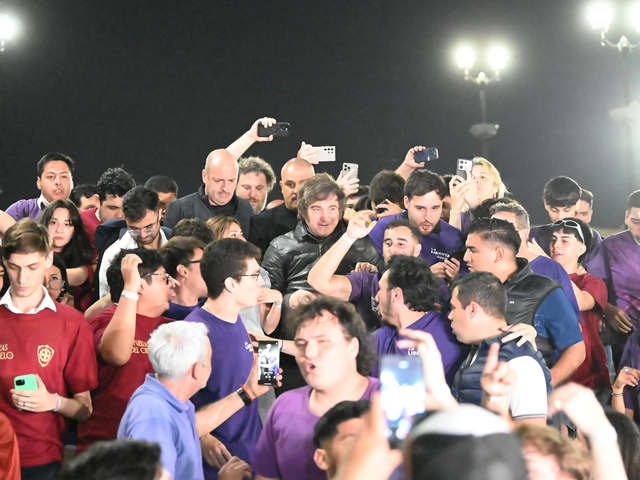 Milei llega a Córdoba en el último tramo de la campaña pero deberá enfrentar protestas de estudiantes