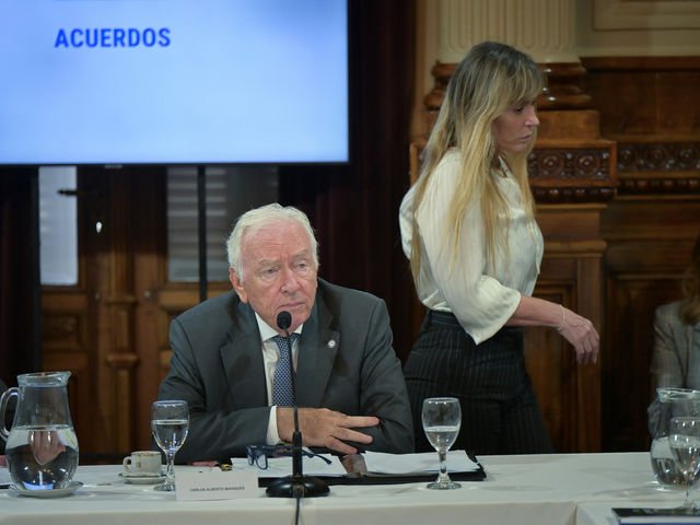 Carlos Mahiques buscó despegarse del escándalo de la AFA y dio otro paso para seguir como camarista