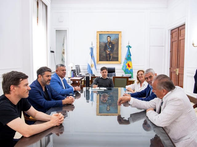 Otra denuncia contra Tapia: lo acusan de abuso de autoridad por cortar el funcionamiento de cámaras de fotomultas en la autopista del Buen Ayre