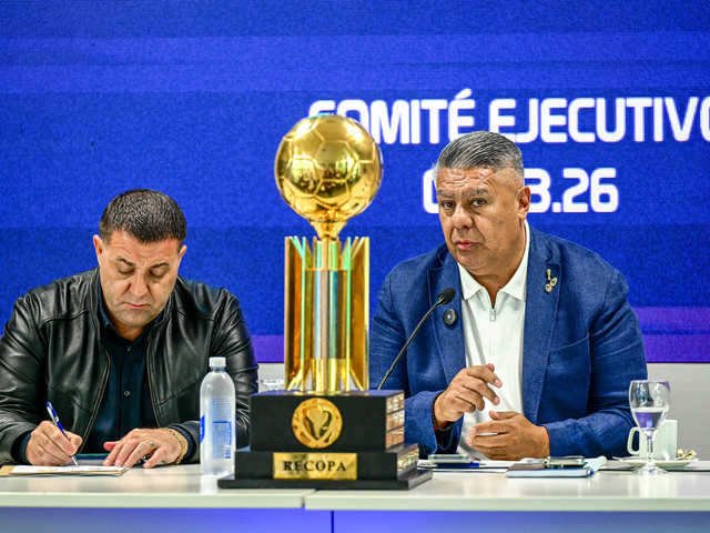 Otro revés para Chiqui Tapia y Toviggino en la causa por evasión: la Cámara rechazó sobreseerlos por inexistencia de delito y respaldó al juez que los investiga