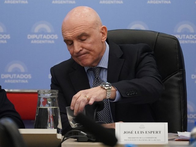 Caso Espert: cómo es el procedimiento con la Boleta Única si renuncia a su candidatura y el antecedente de Fernando Niembro