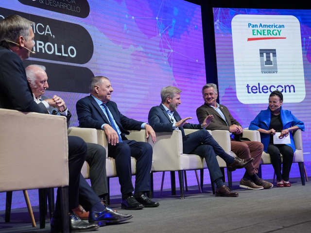 Democracia y Desarrollo: Frigerio aseguró que “el campo seguirá siendo la locomotora de Argentina”