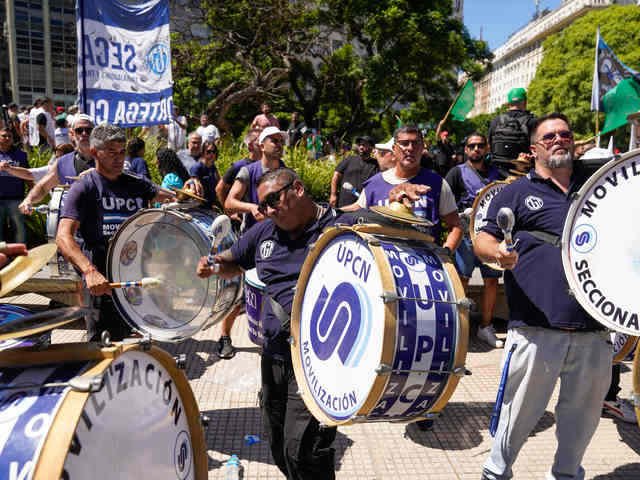 La justicia aceptó la medida cautelar de la CGT y suspendió casi toda la ley de reforma laboral