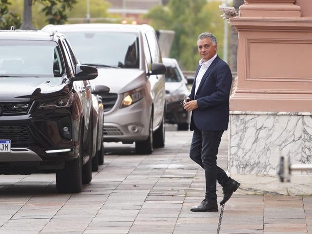 Nuevo avance de Karina Milei en su pelea con Santiago Caputo: ubicó a Sebastián Pareja al frente de la Bicameral que controla a la SIDE