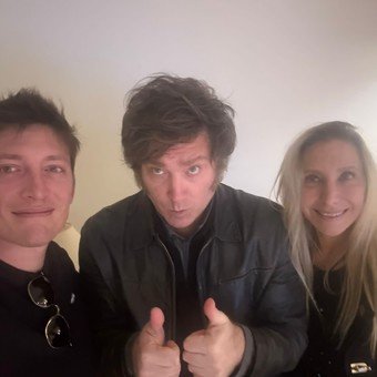 La interna de LLA no cede: ahora hay quejas en el karinismo por la intervención en la campaña de la consultora ligada a Caputo